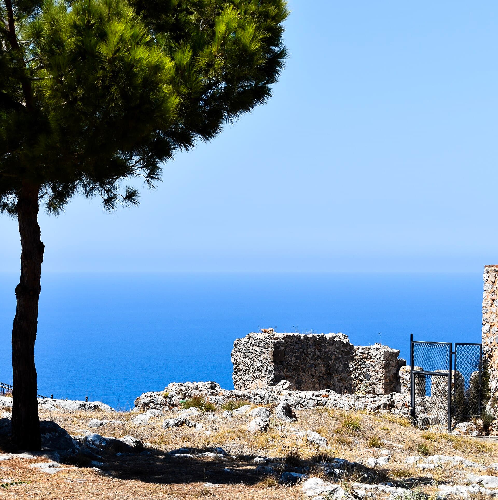 Alanya Kalesi ve Akdeniz görünümü
